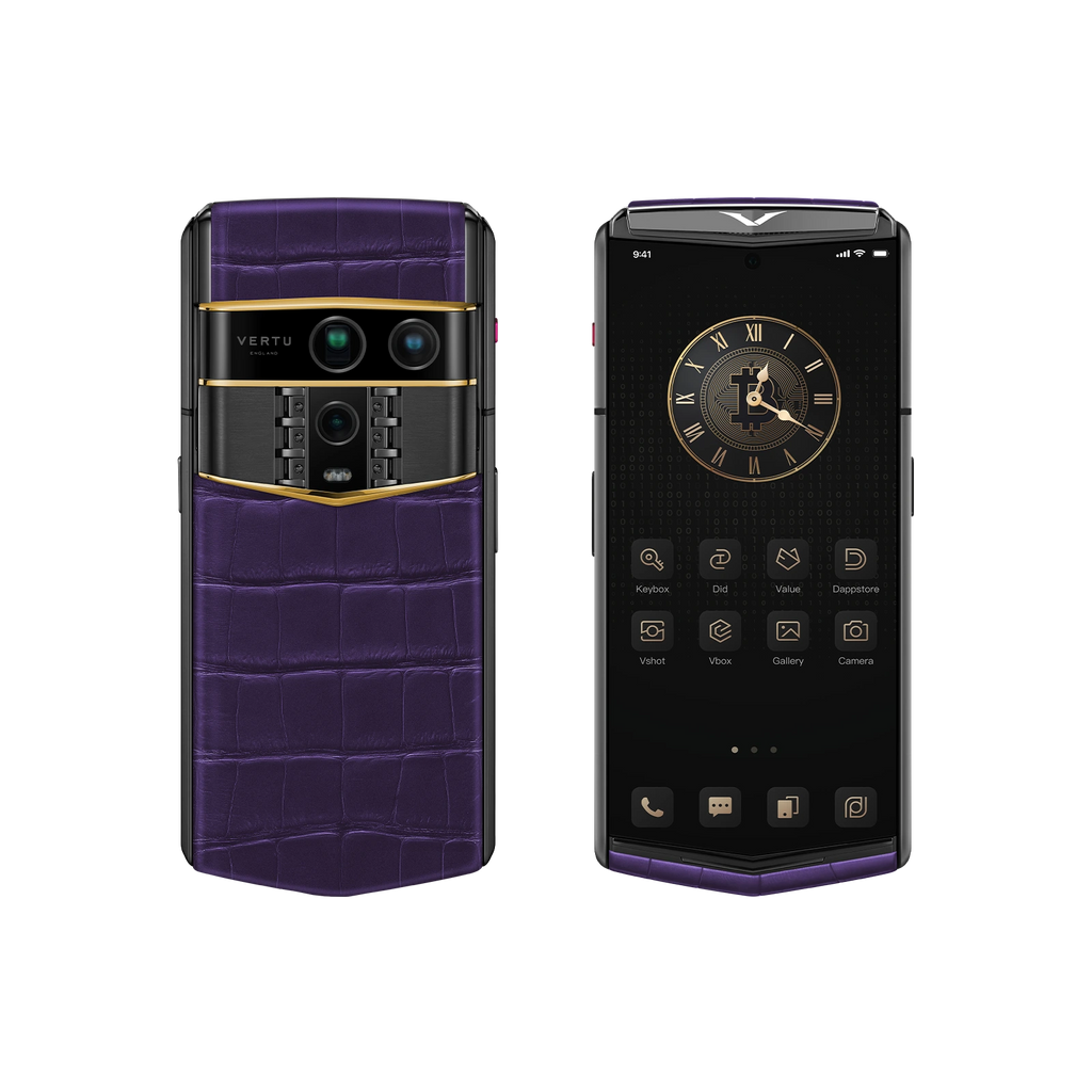 Agent Q Alligator Gold Accent Collector’s Edition